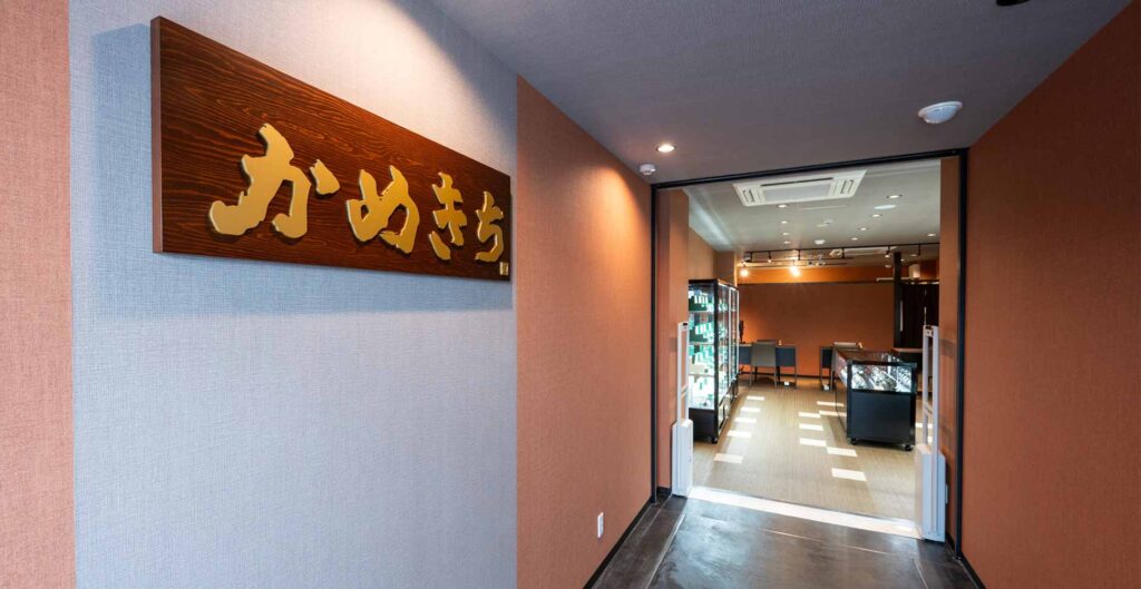 福岡・天神店 店内