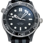 オメガ シーマスター ダイバー 300M コーアクシャル マスタークロノメーター ブラック 未使用品 (OMEGA Seamaster Diver 300M Co-Axial Master Chronometer)/ Ref.210.92.44.20.01.002 メンズ